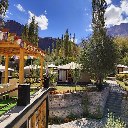 Mystique Meadows Earth Homes Hundar Ngoại thất bức ảnh